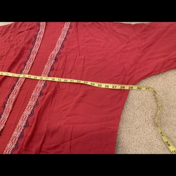 Burnt Orange Shawl w/ Design - Picture 11 of 12